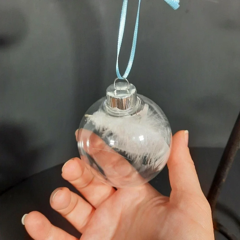 ASL I Love You Ornament‎ Feather Filled Christmas Holiday Decoration